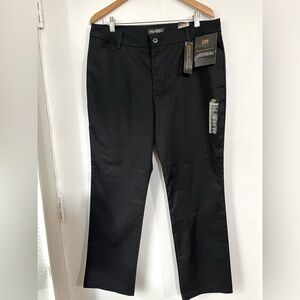 Lee relaxed, fit straight leg, mid rise, NWT pants trousers 14 medium black